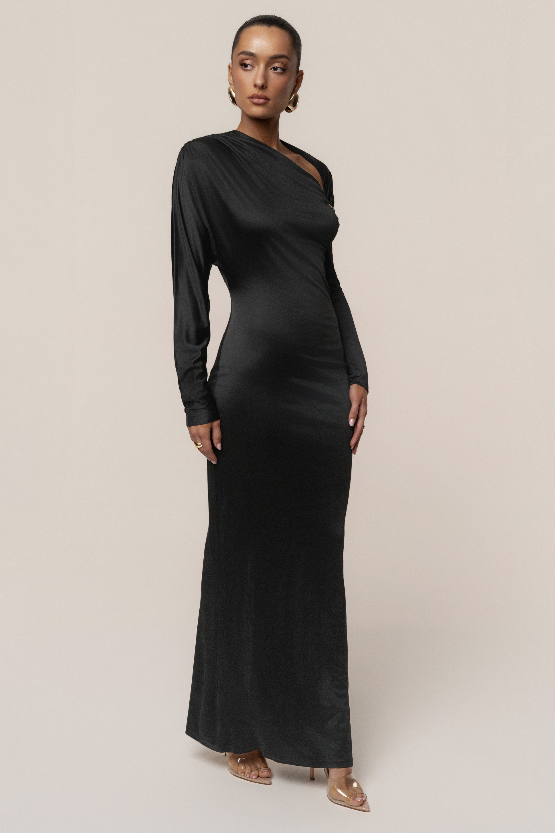 Black Glisten Slit Maxi Dress NEWFASHIONEDGE