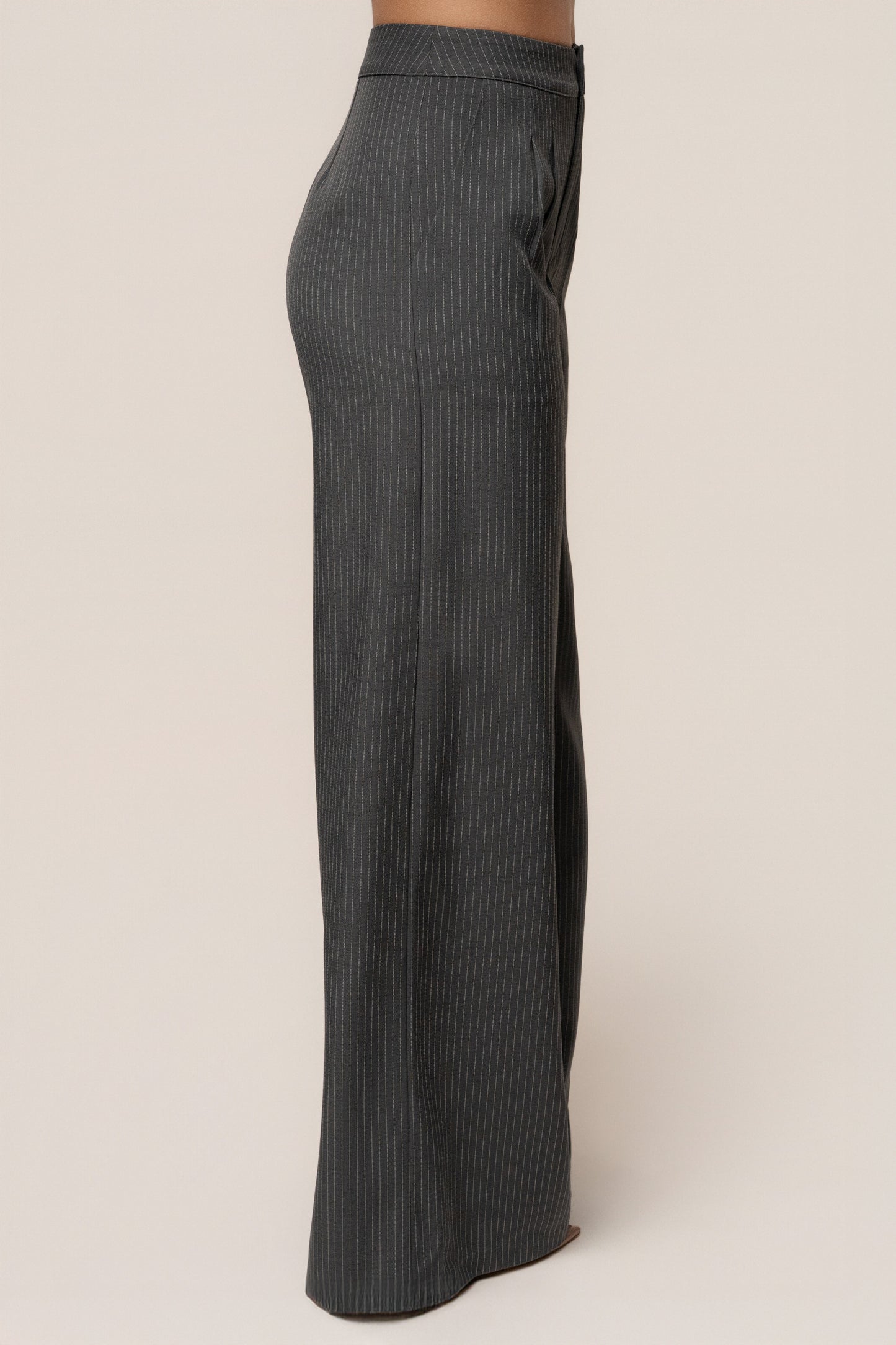 Grey Relaxed Pinstripe Pant Set NEWFASHIONEDGE