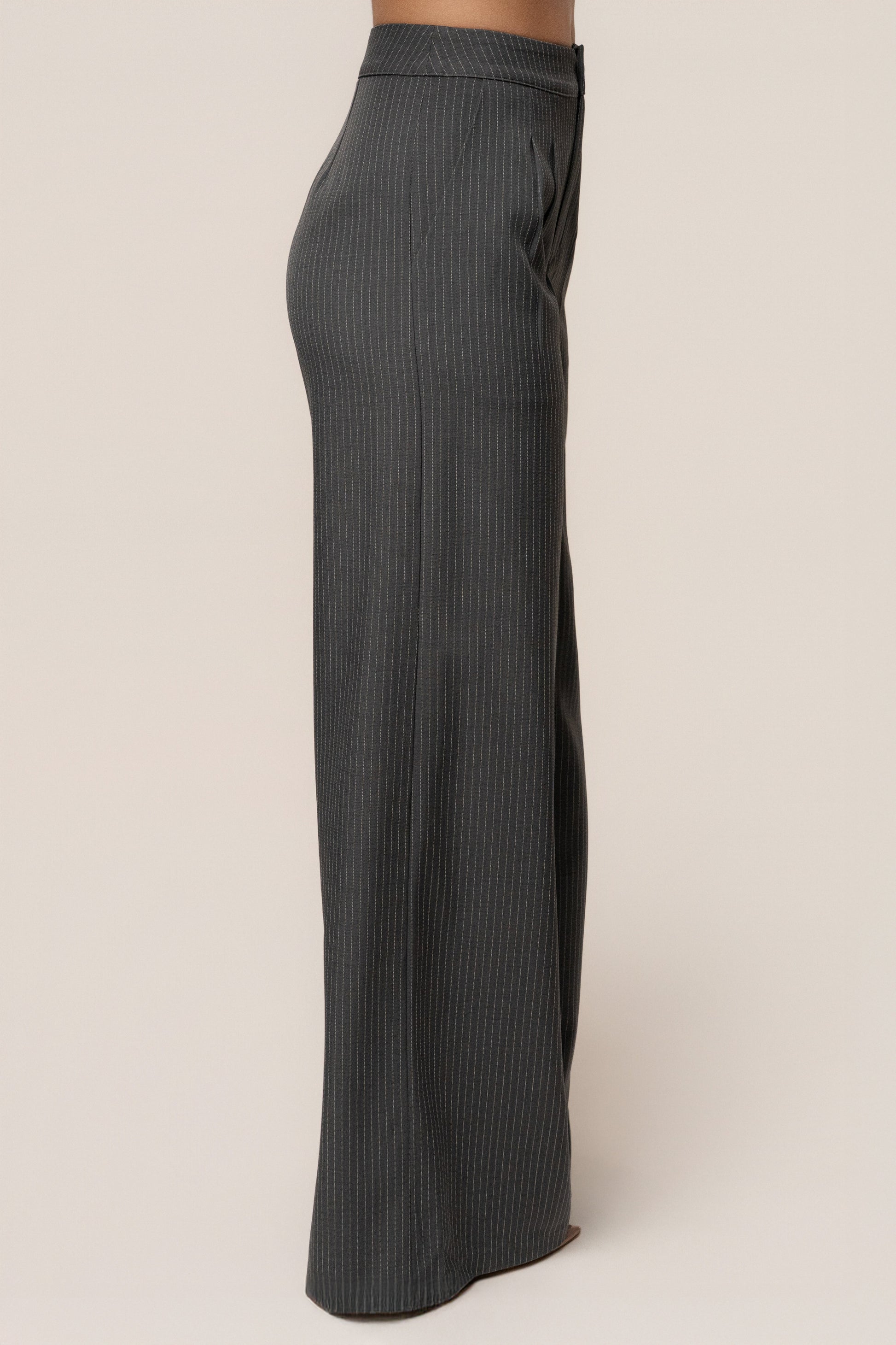 Grey Relaxed Pinstripe Pant Set NEWFASHIONEDGE