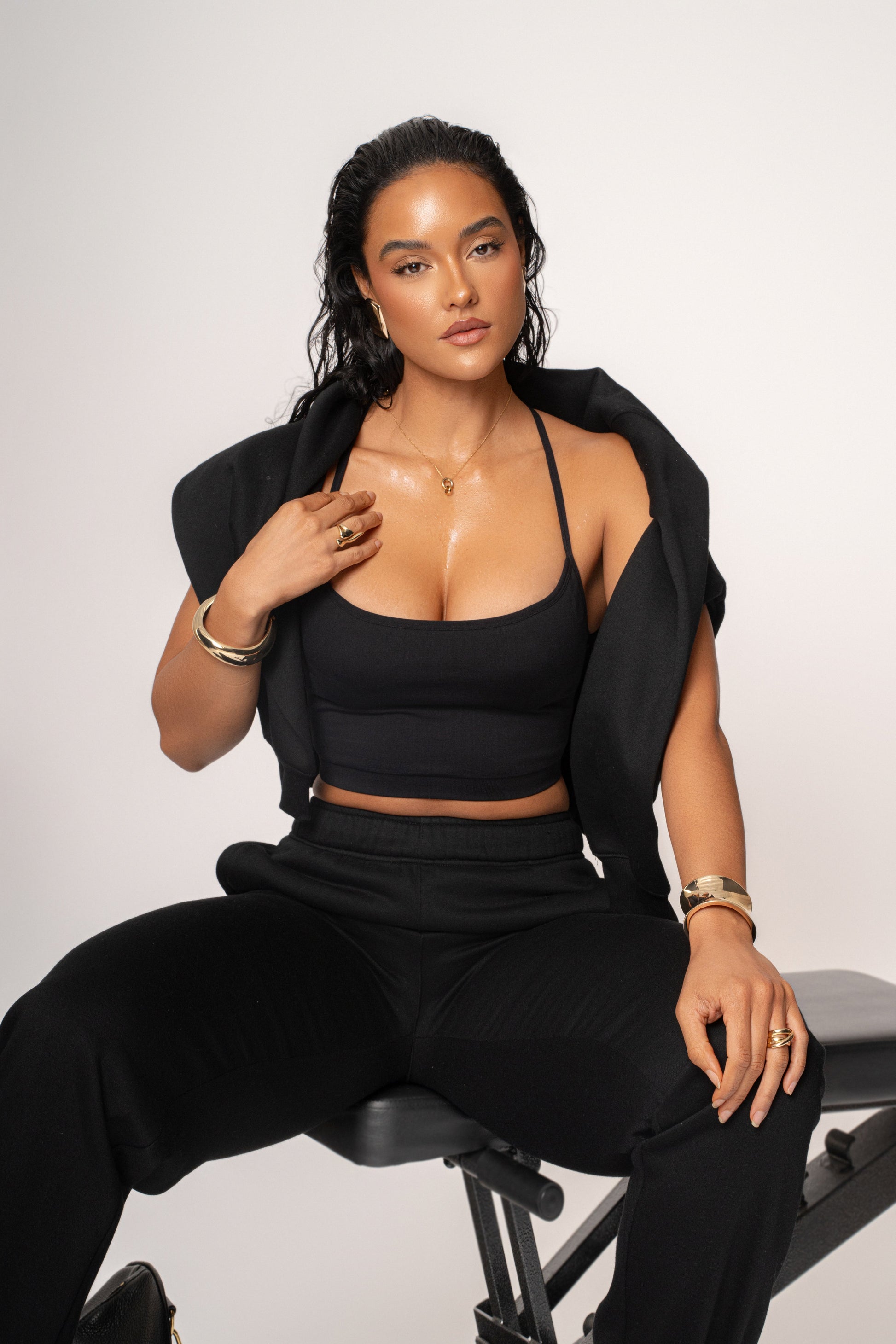 Black Active Crop Top NEWFASHIONEDGE