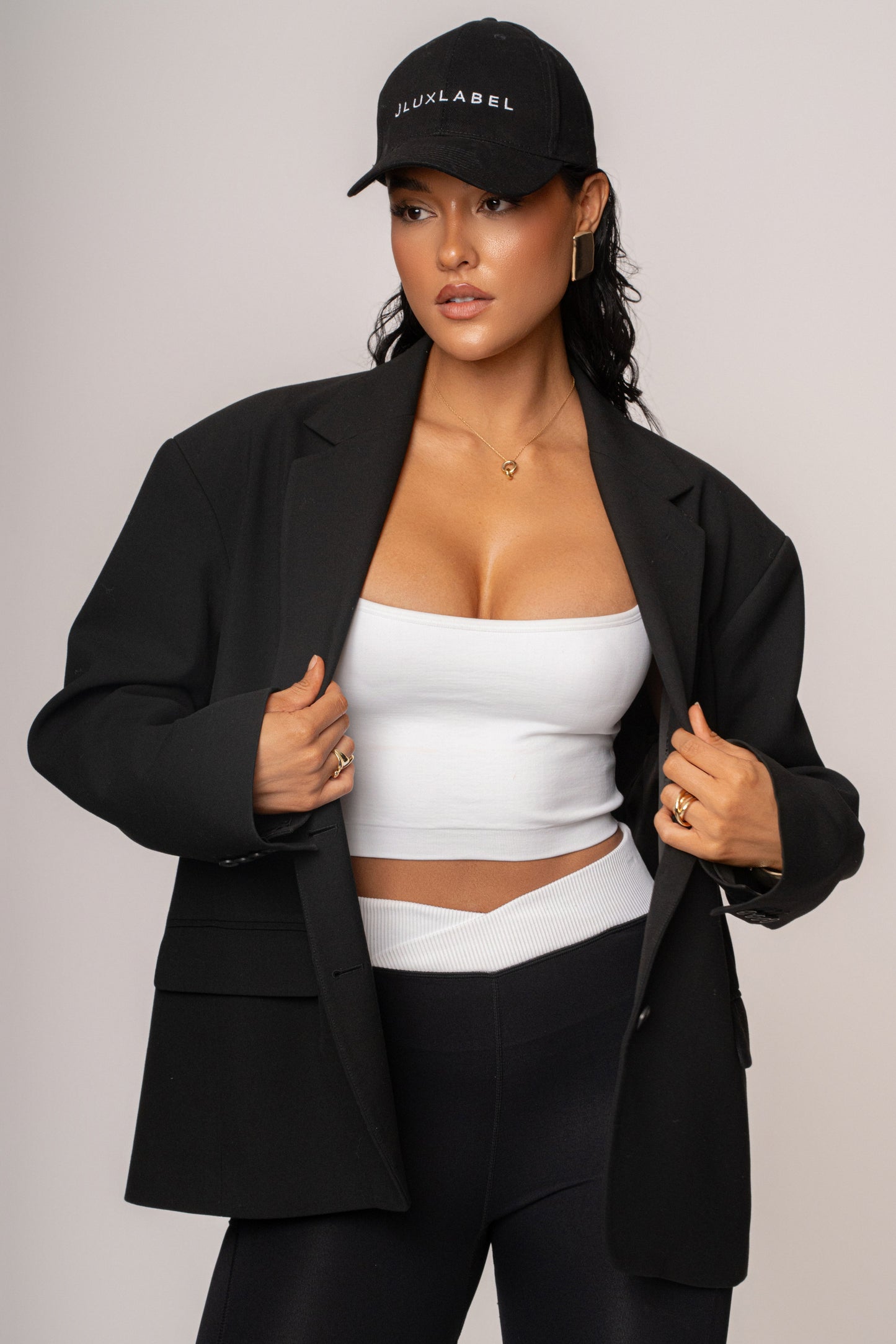 White Active Crop Top NEWFASHIONEDGE