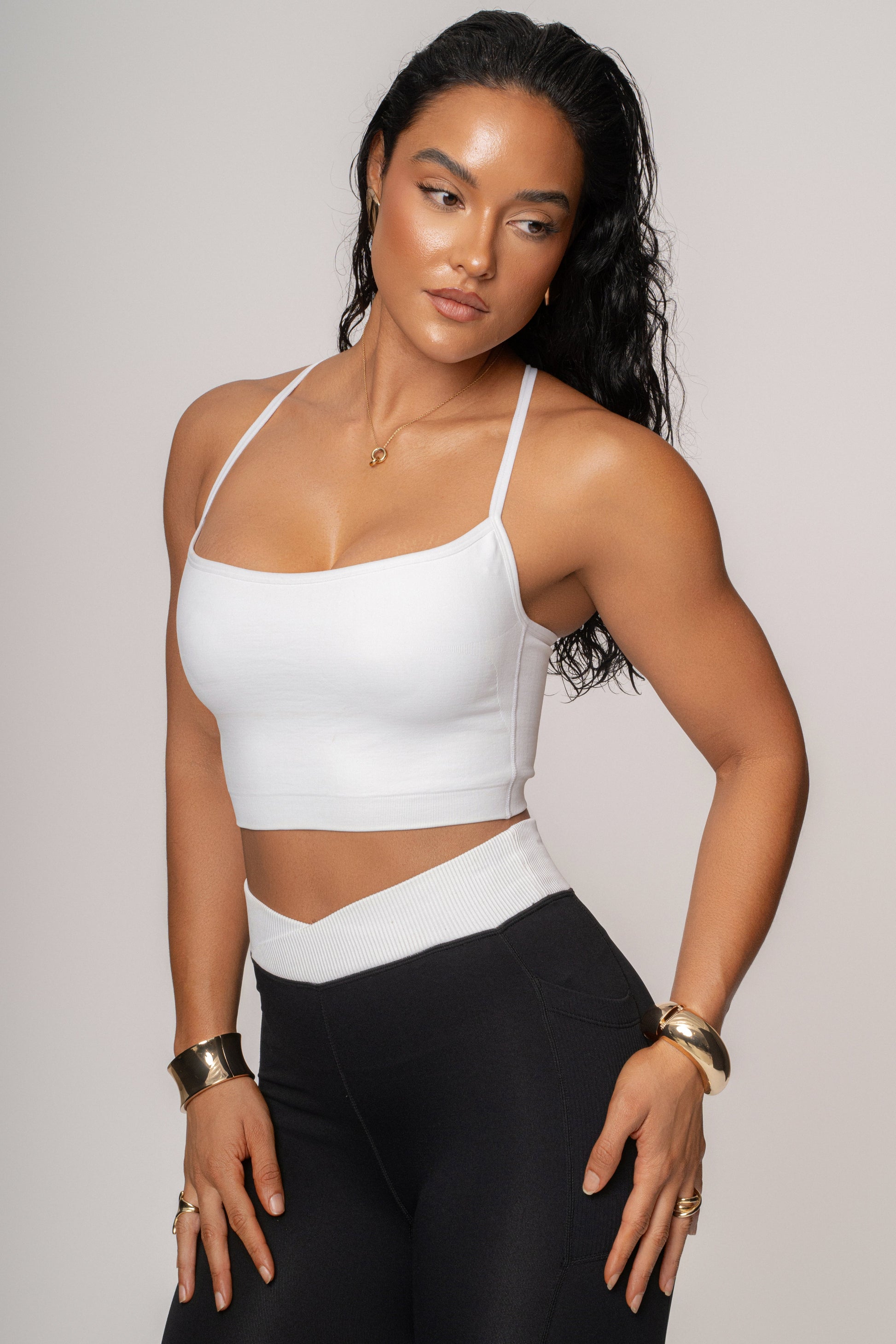 White Active Crop Top NEWFASHIONEDGE