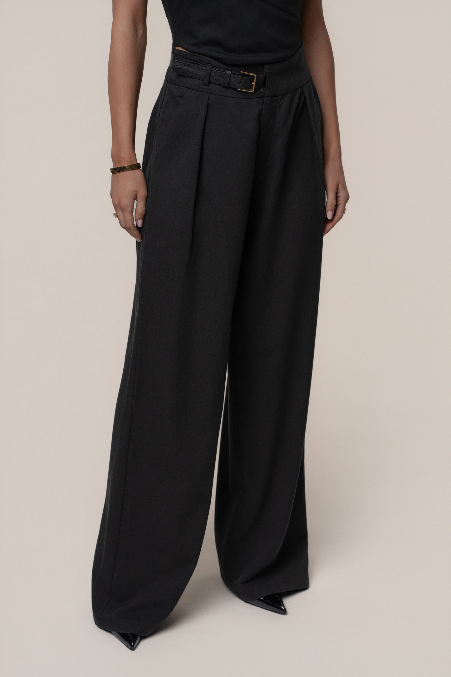 Black Everywhere Belted Trousers JLUXLABEL