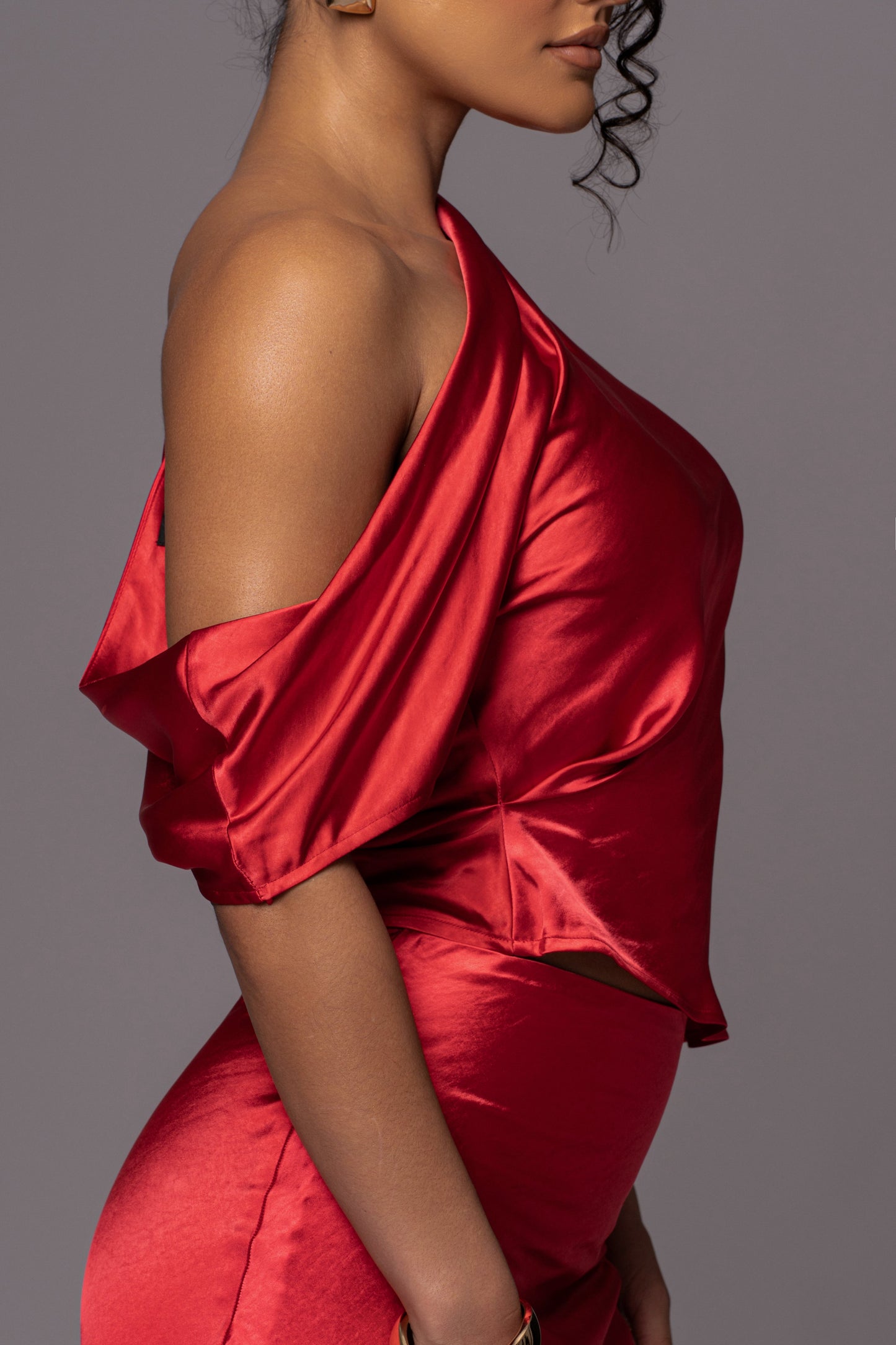 Red Rosi Asymmetrical Top JLUXLABEL