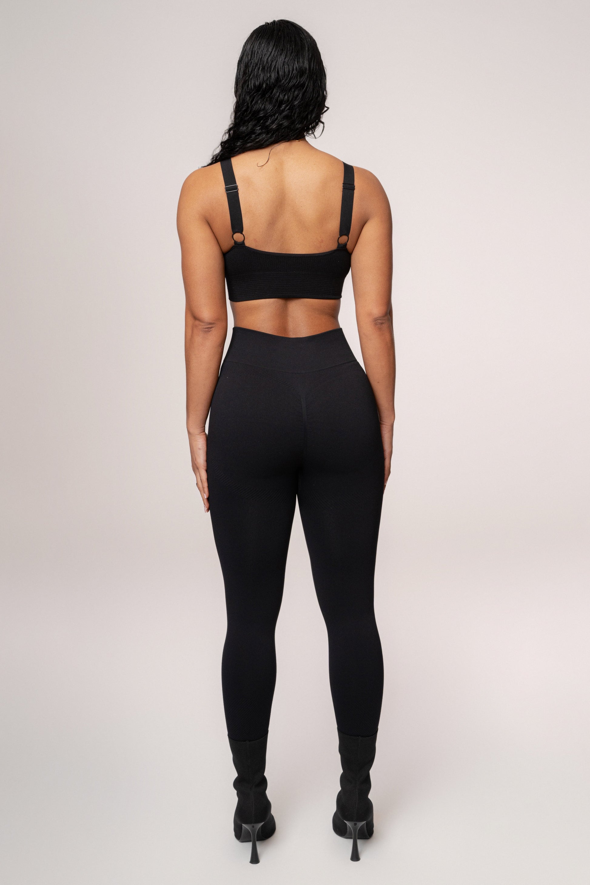 Black New Flow Active Top JLUXLABEL