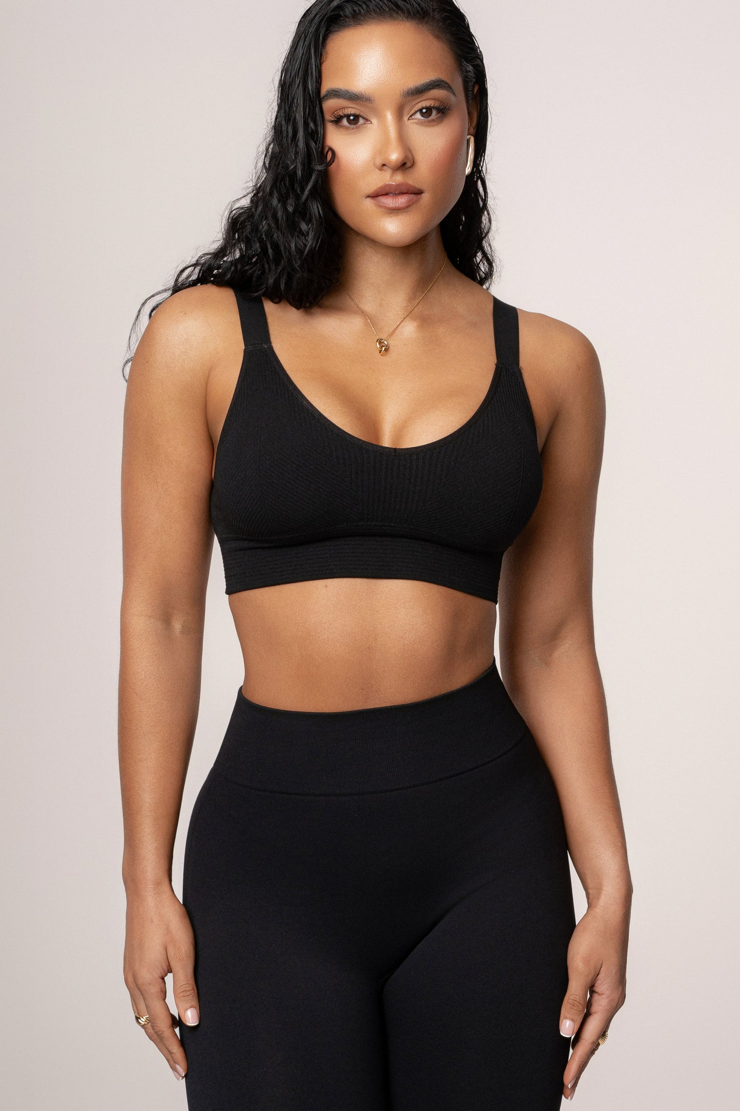 Black New Flow Active Top JLUXLABEL