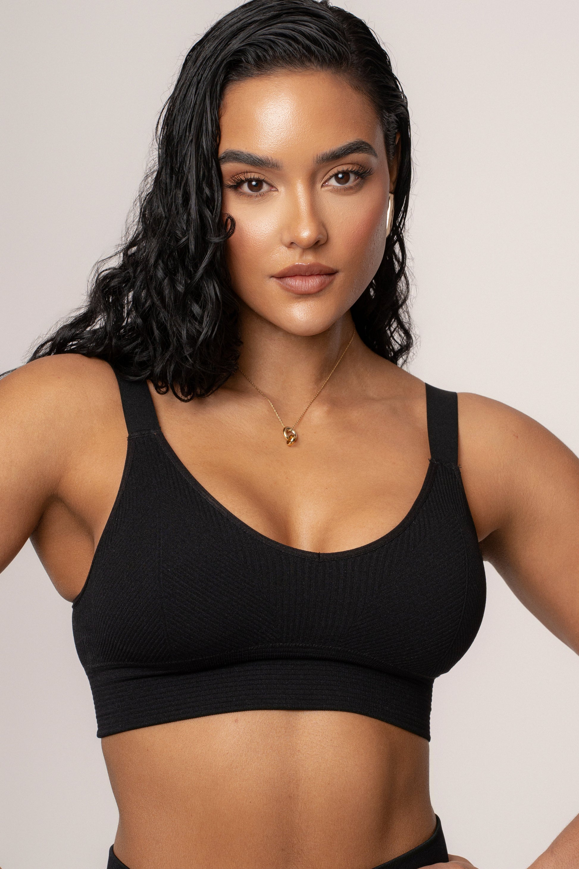 Black New Flow Active Top JLUXLABEL
