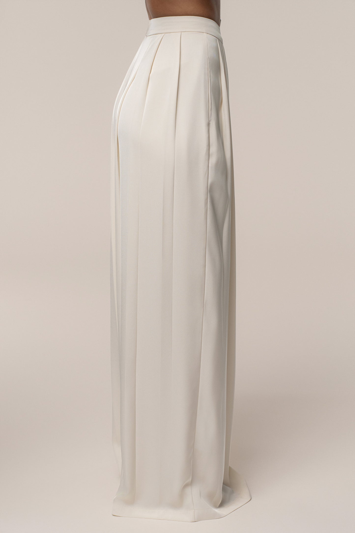 Buttercream Clara Wide Leg Pleated Trousers JLUXLABEL