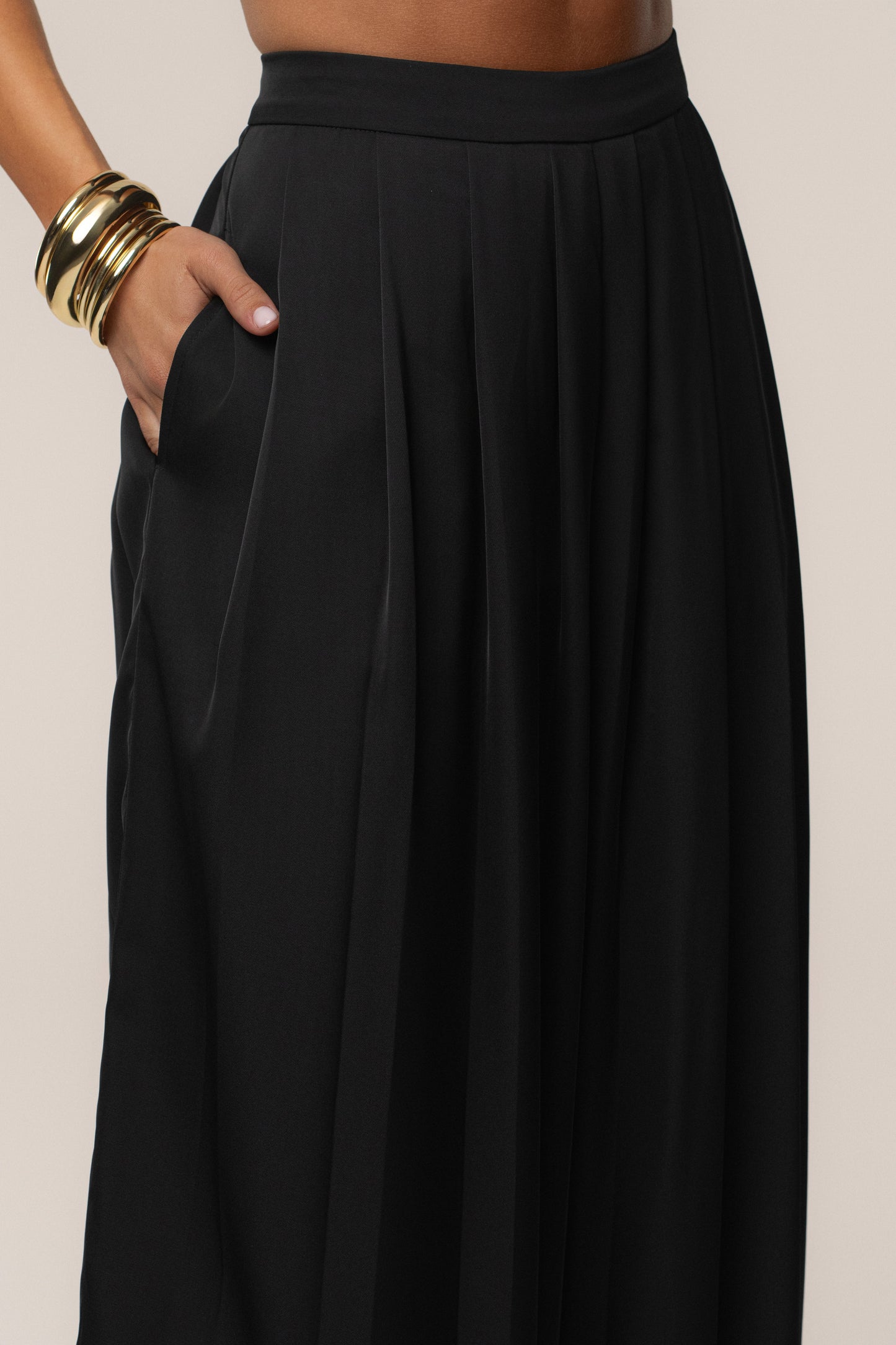 Black Clara Wide Leg Pleated Trousers JLUXLABEL