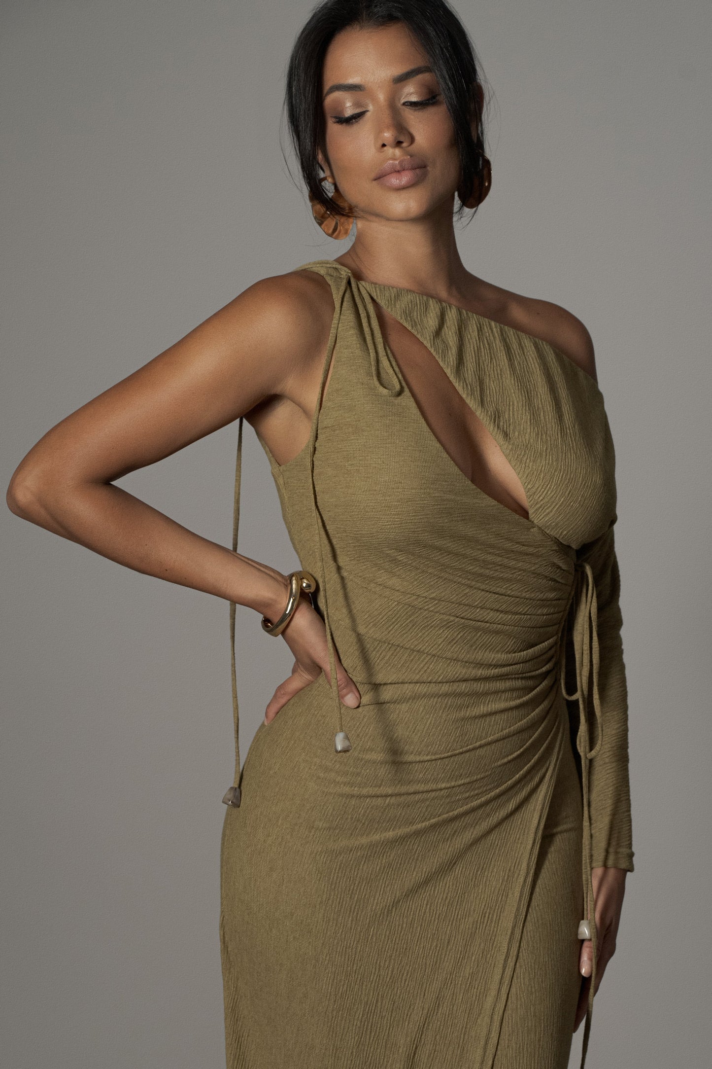 Moss Odelia Crinkled Maxi Dress JLUXLABEL