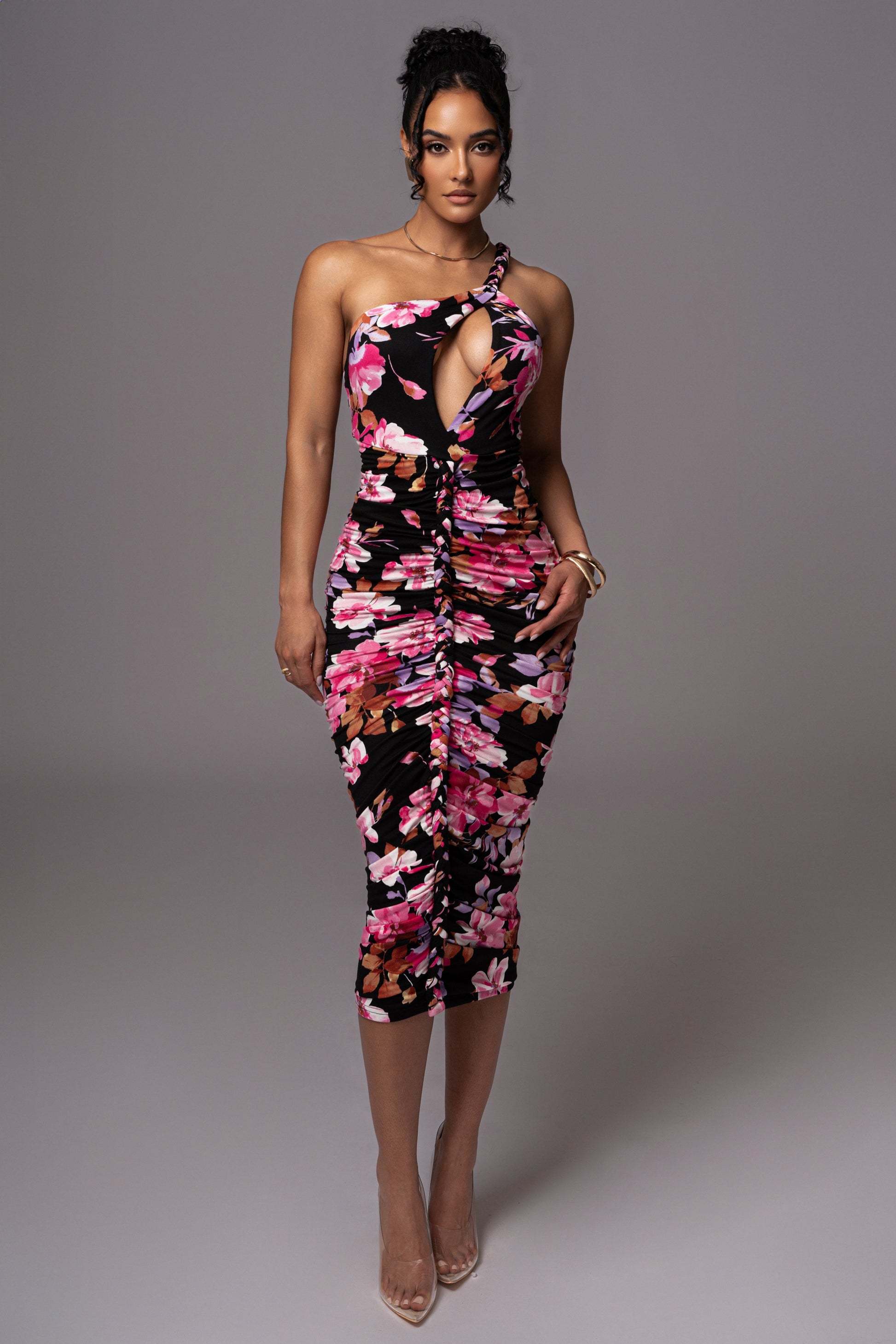 Black Floral Jess Ruched Midi Dress NEWFASHIONEDGE