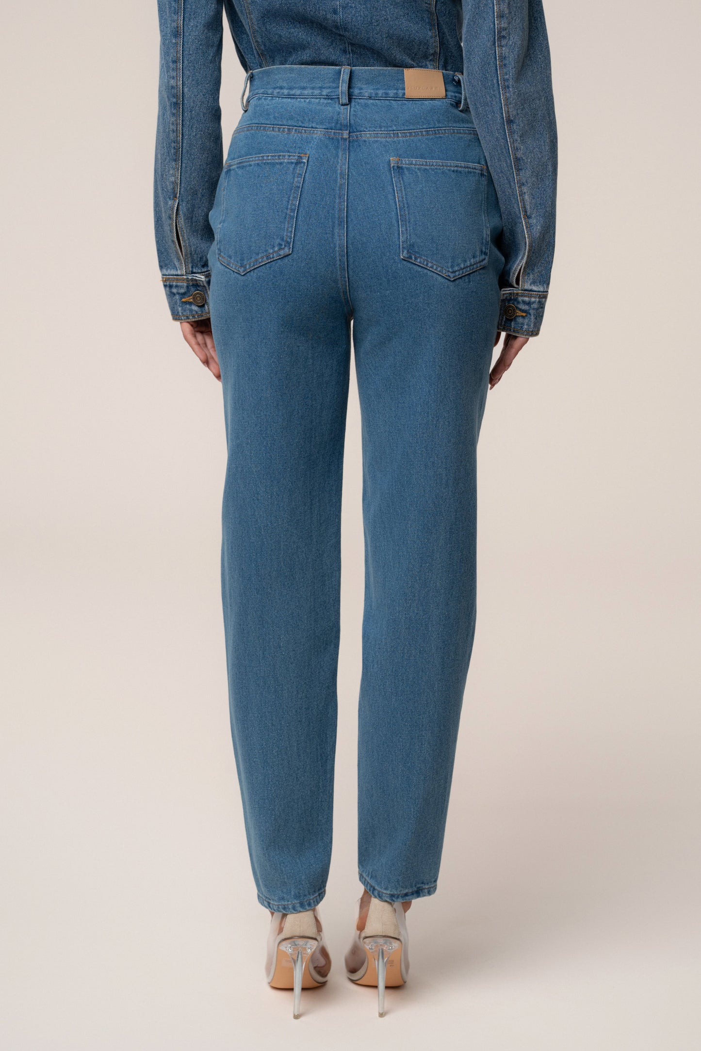 Medium Wash Roesia Jeans JLUXLABEL