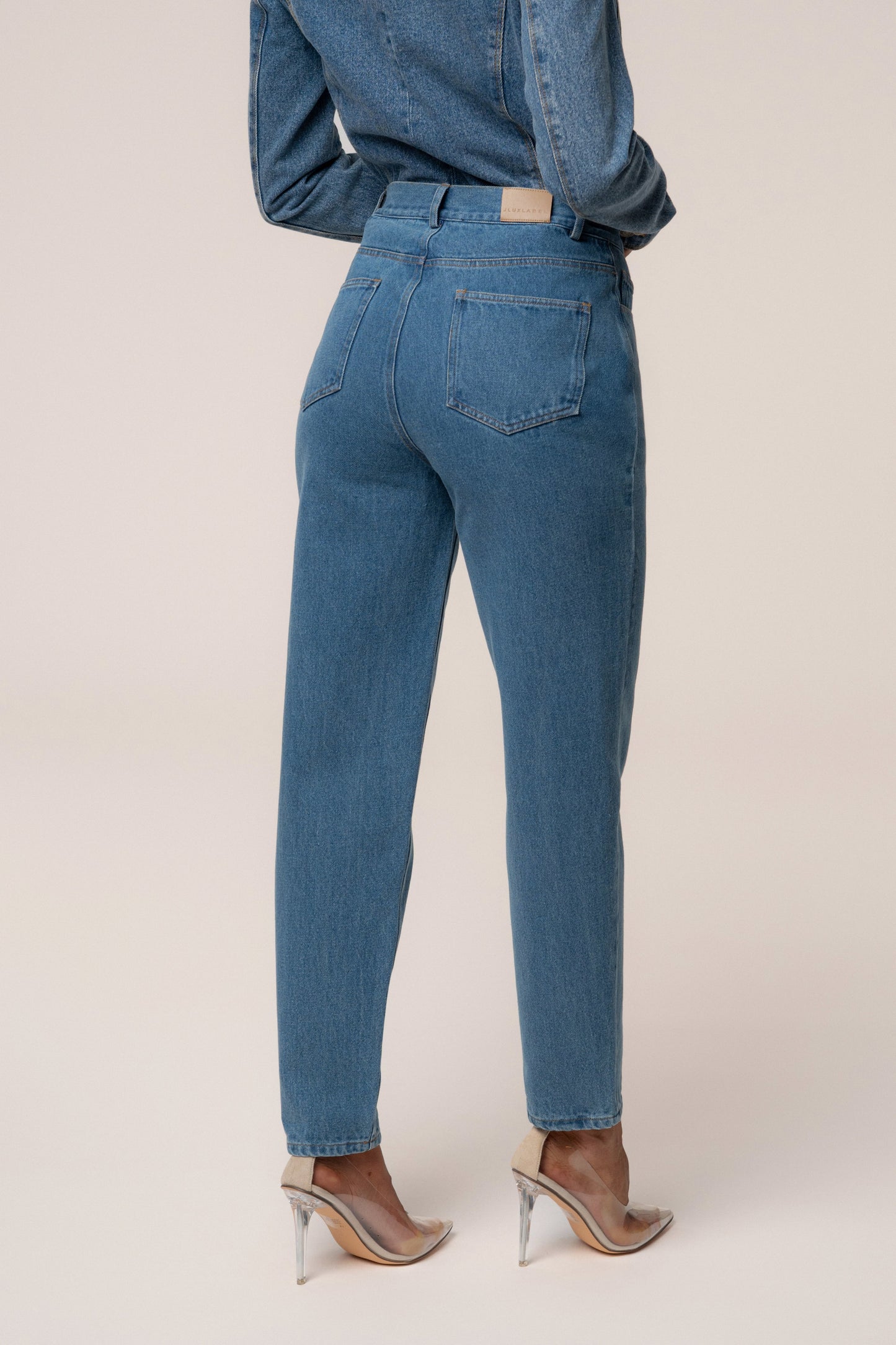 Medium Wash Roesia Jeans JLUXLABEL