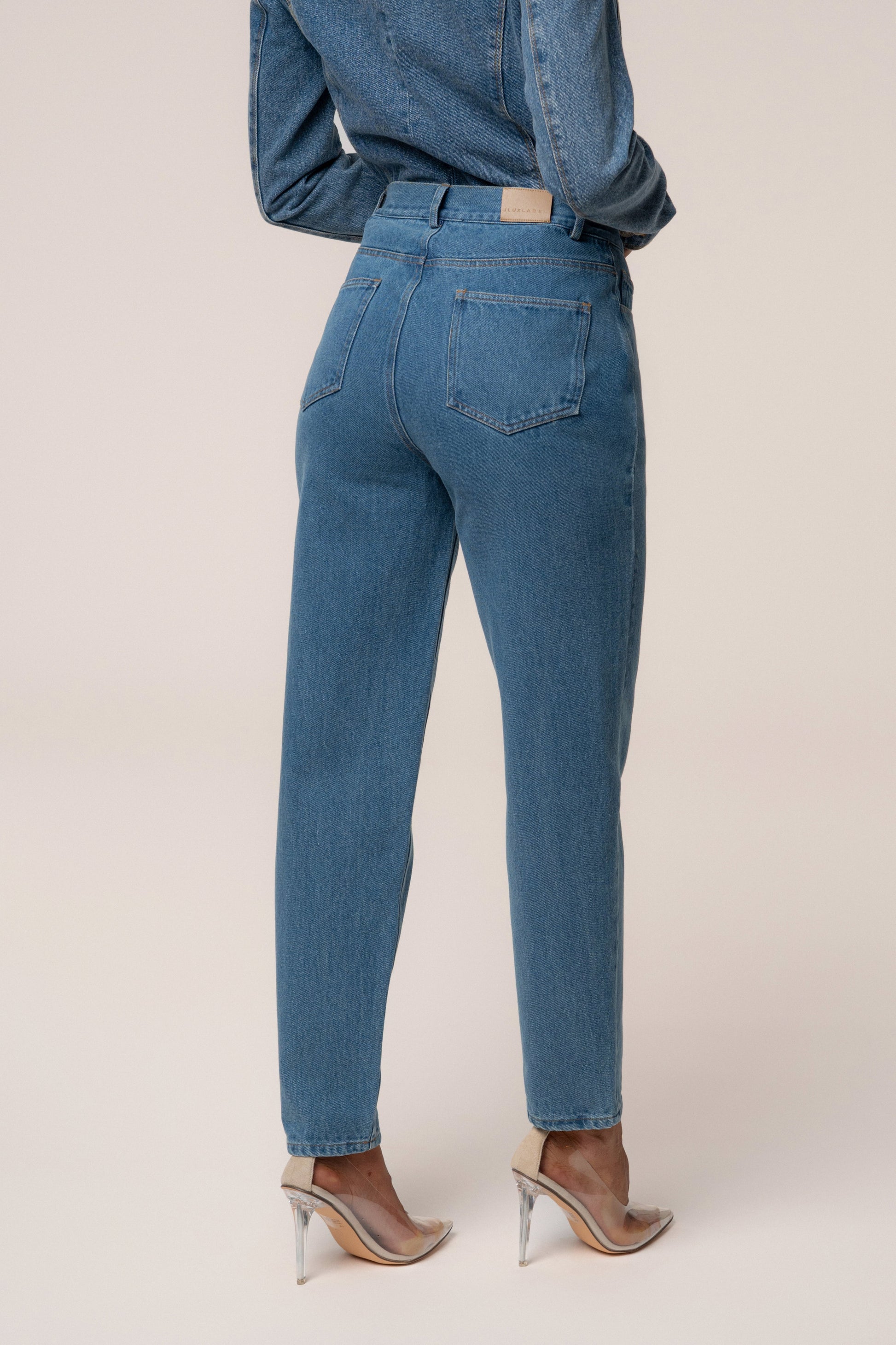 Medium Wash Roesia Jeans JLUXLABEL