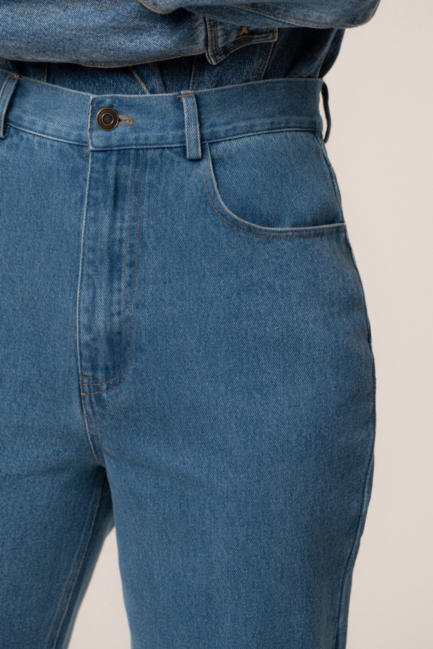Medium Wash Roesia Jeans JLUXLABEL