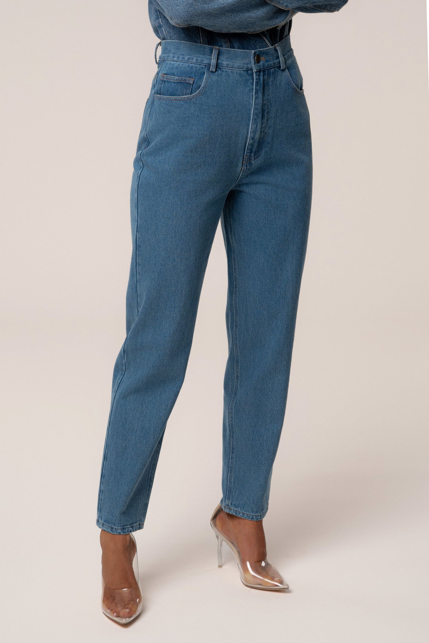 Medium Wash Roesia Jeans JLUXLABEL