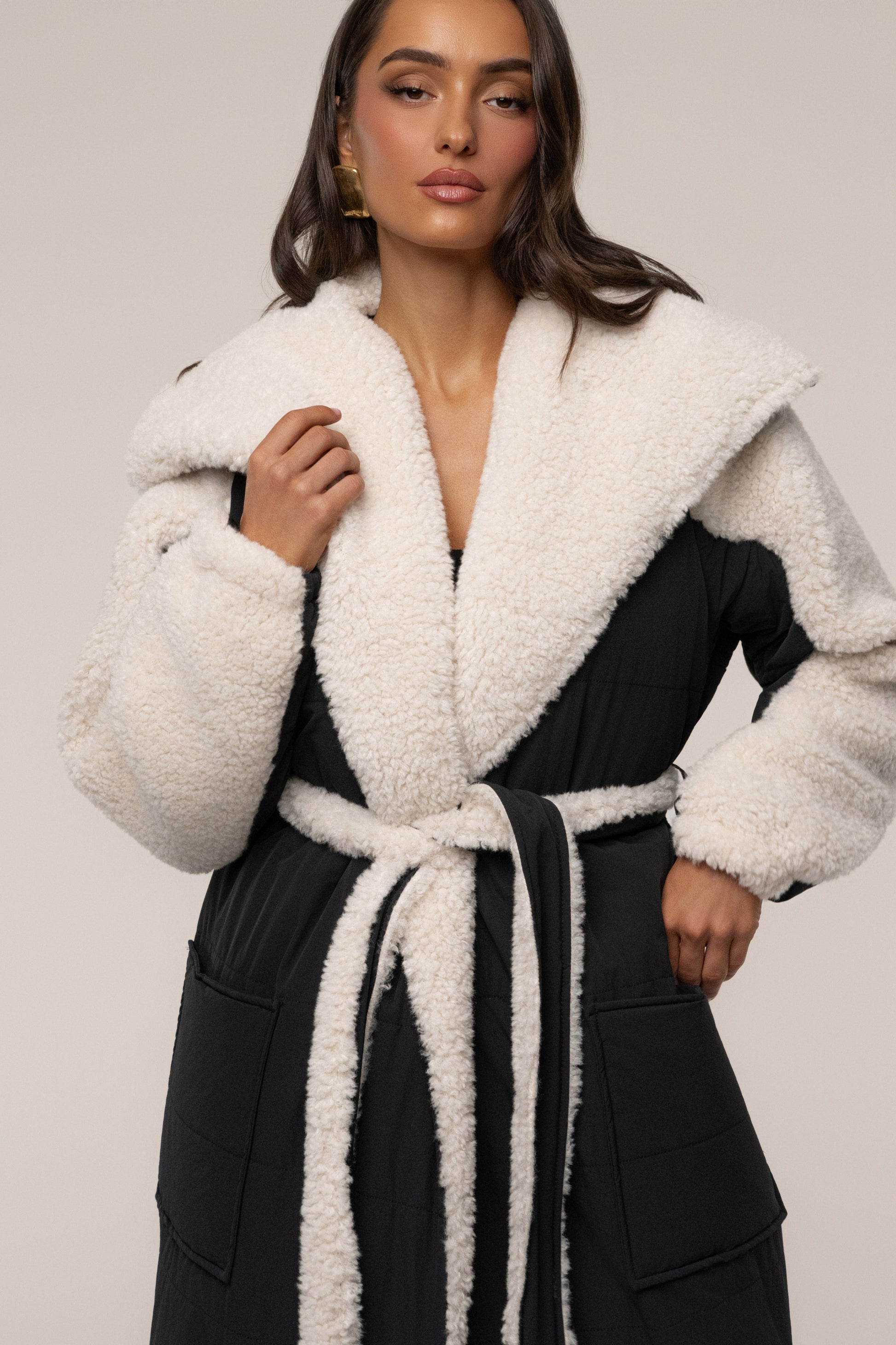 Black/Ivory Contrast Sherpa Coat JLUXLABEL