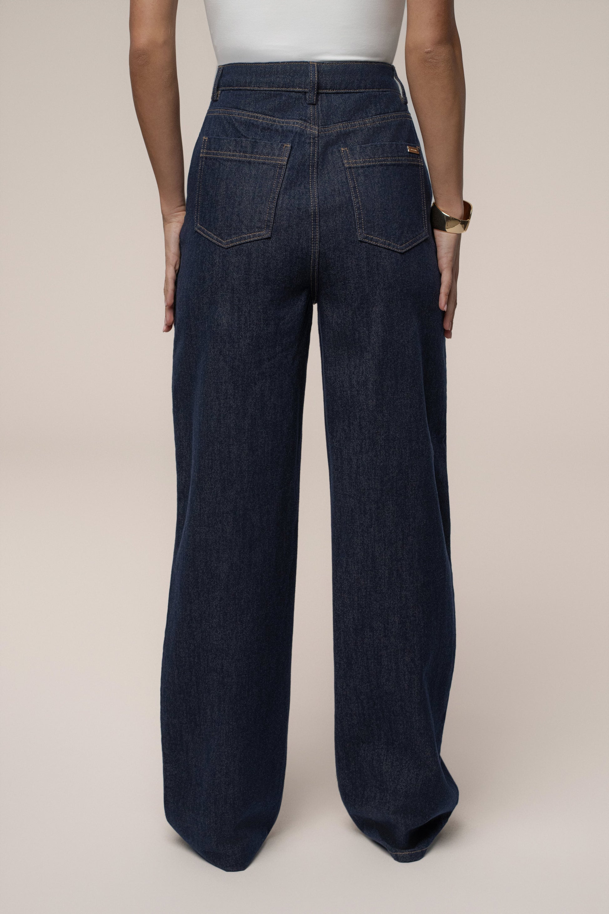 Dark Denim Signature Jean JLUXLABEL