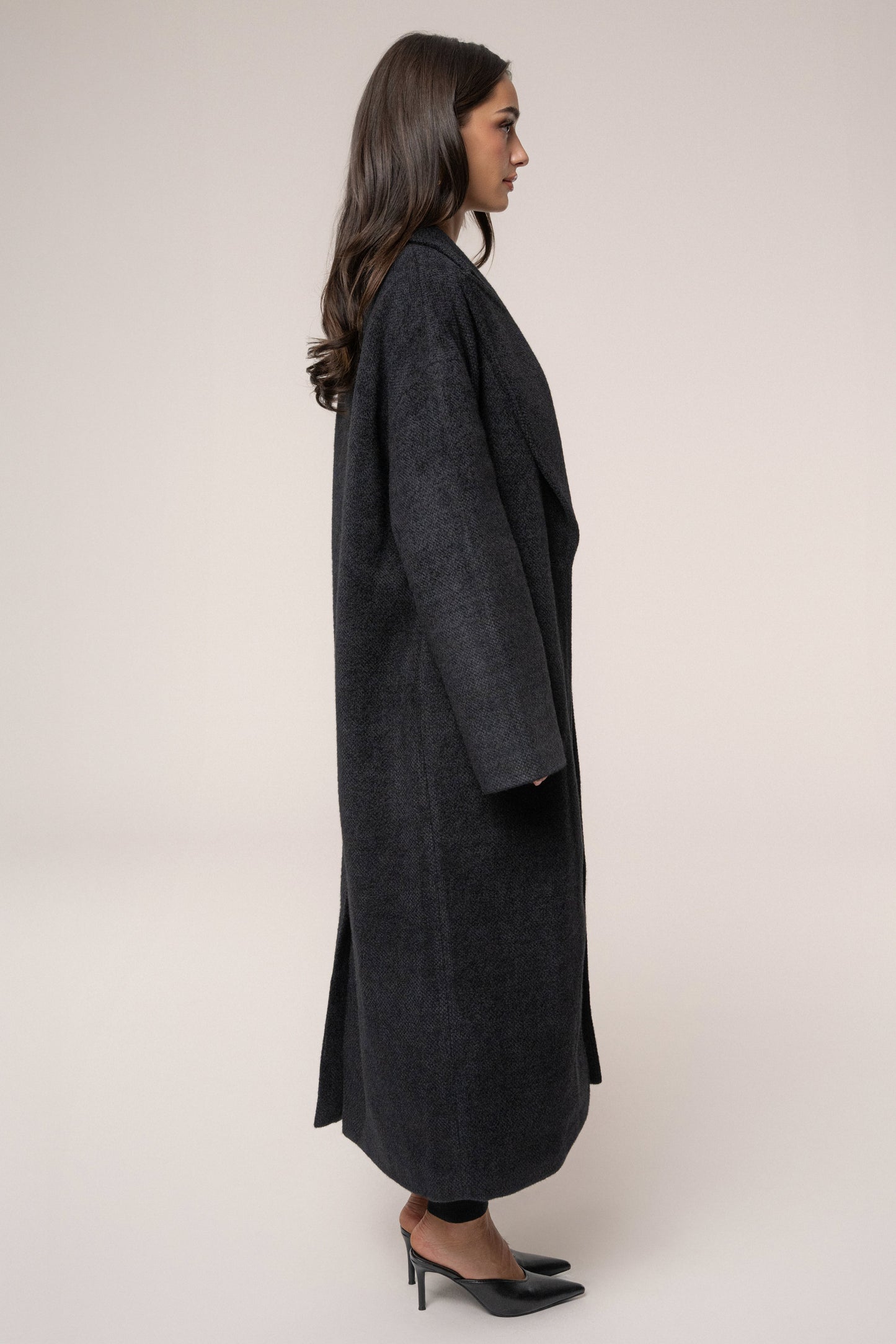 Black Dion Oversized Coat JLUXLABEL