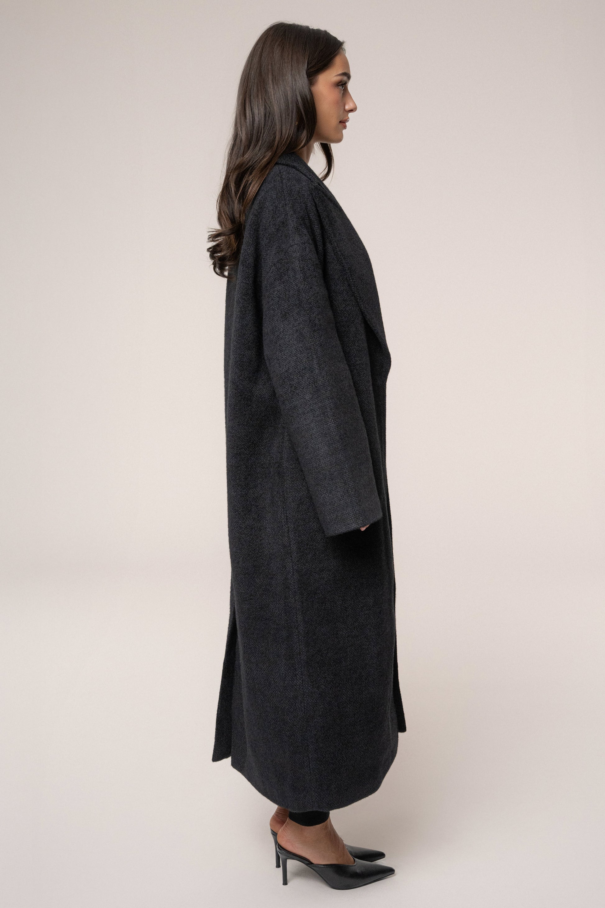 Black Dion Oversized Coat JLUXLABEL