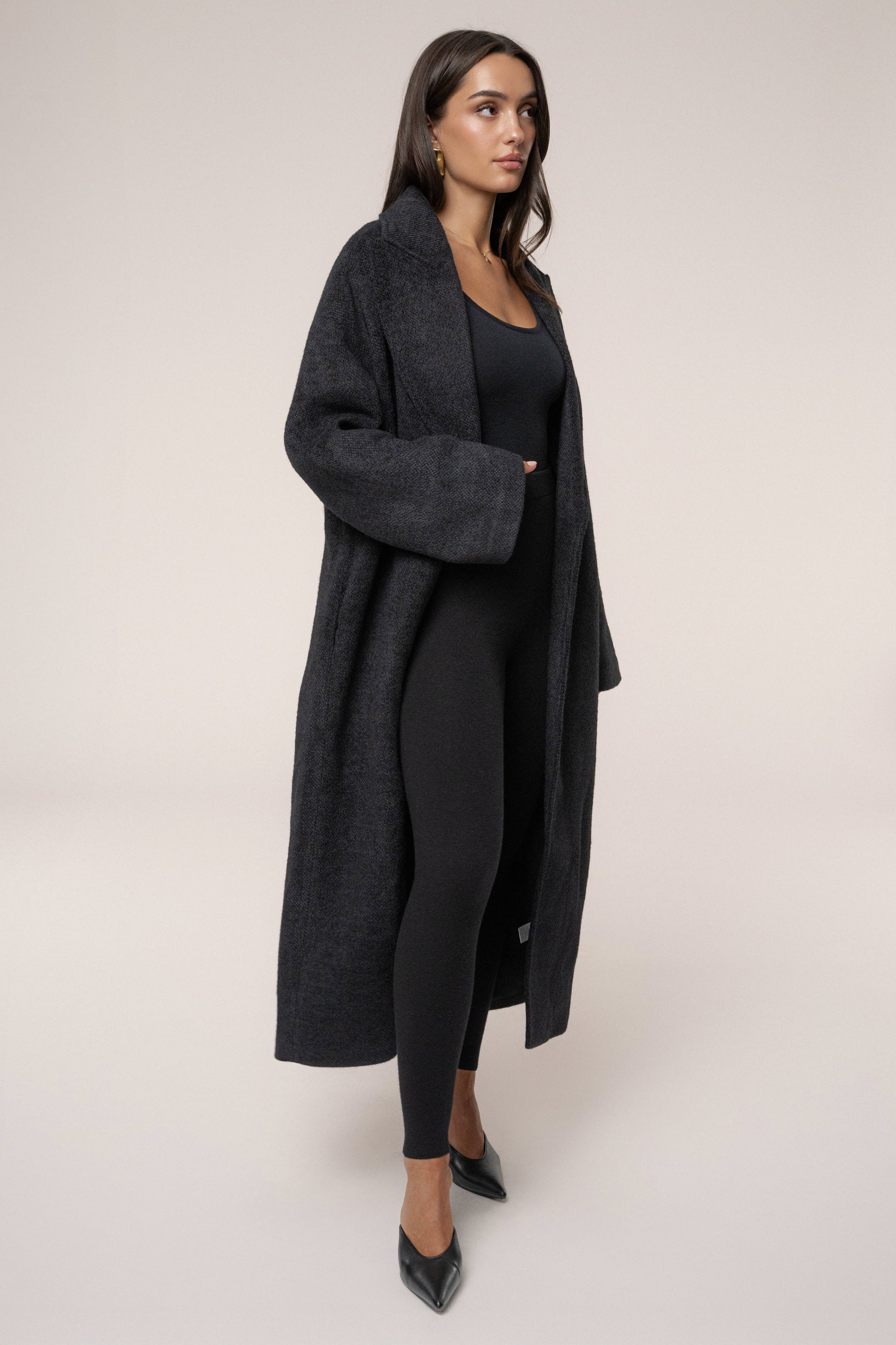 Black Dion Oversized Coat JLUXLABEL