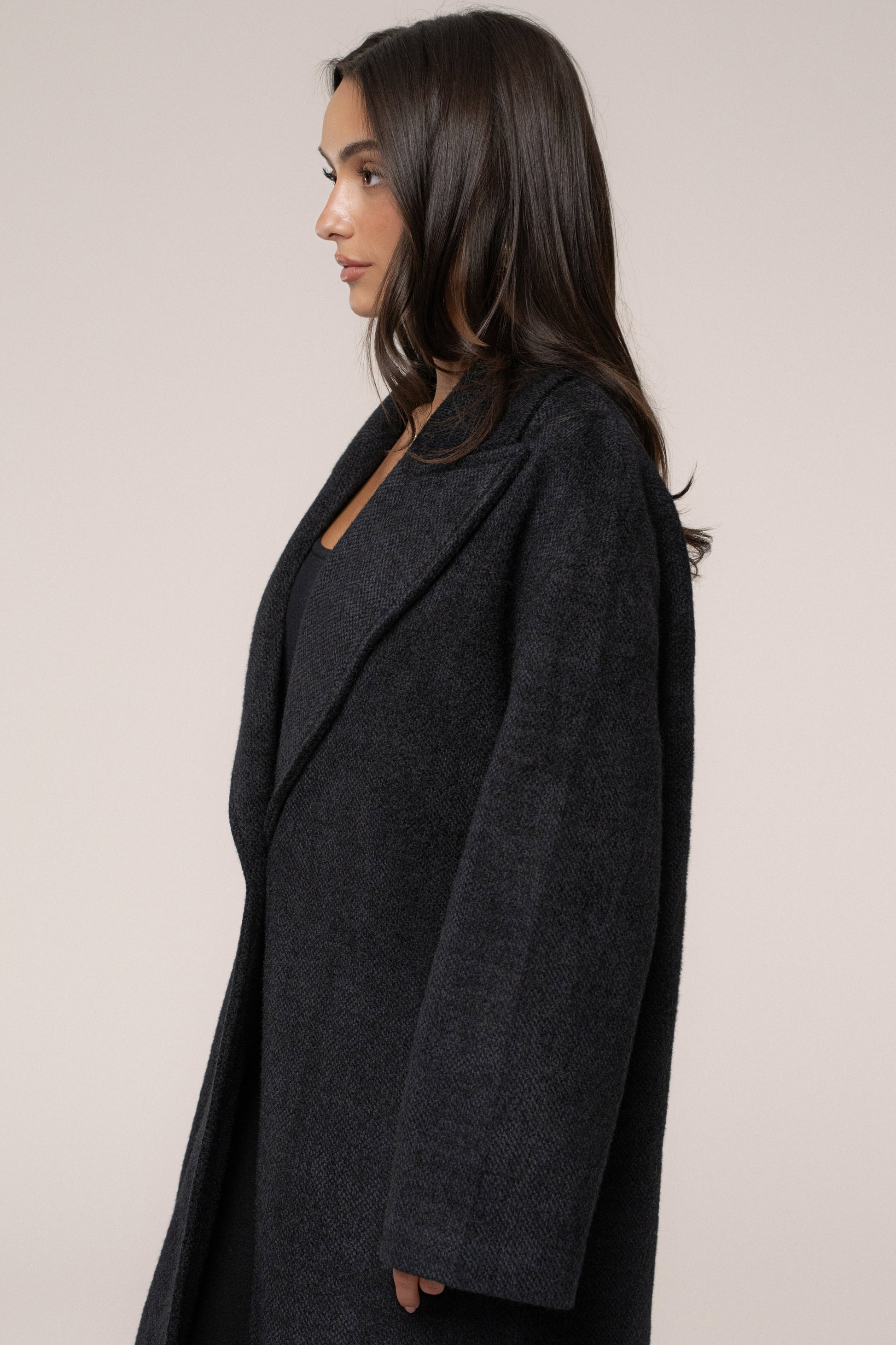 Black Dion Oversized Coat JLUXLABEL